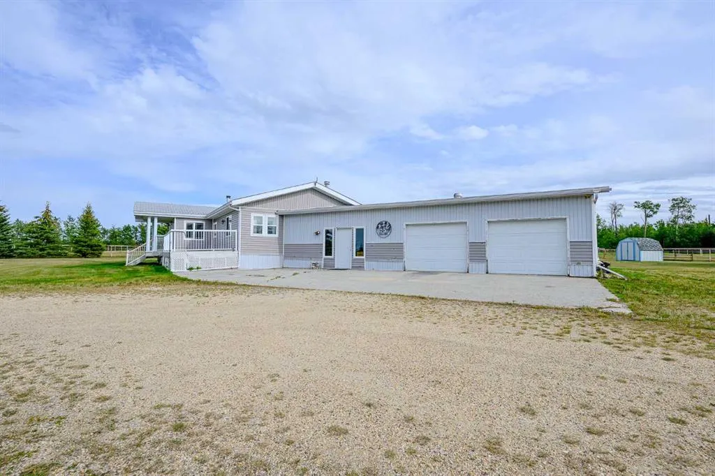 743073 Highway 2