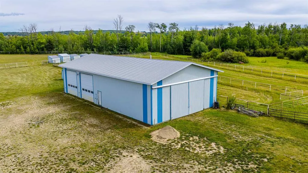 743073 Highway 2