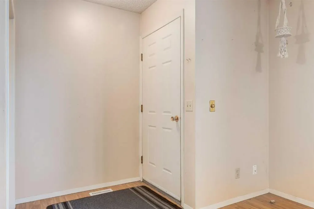 103 Shawglen Way SW
