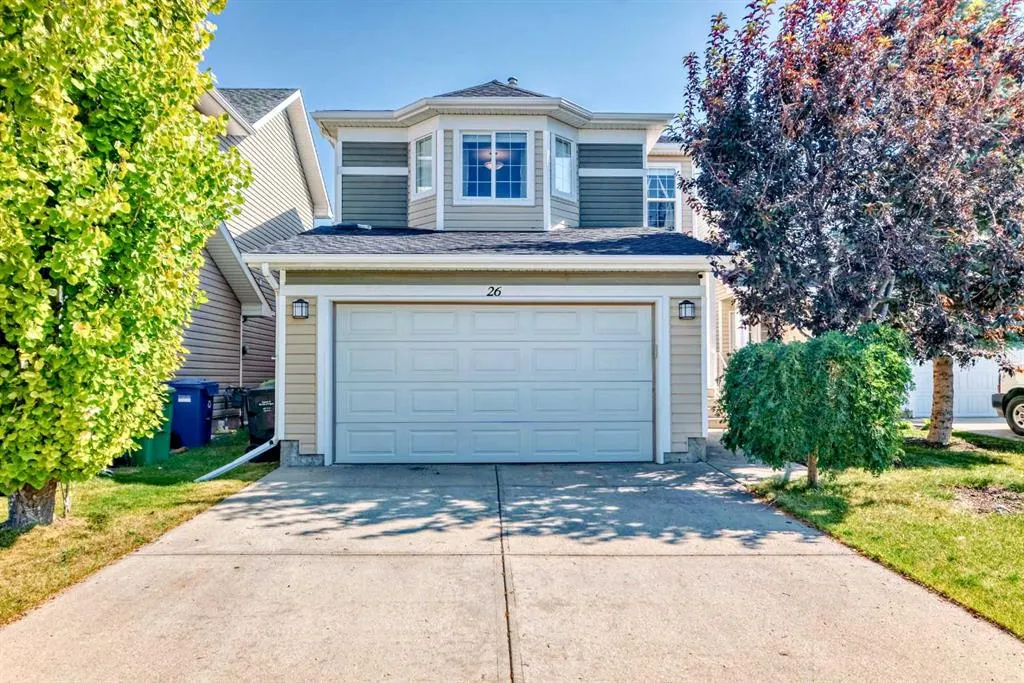 26 Royal Elm Drive NW
