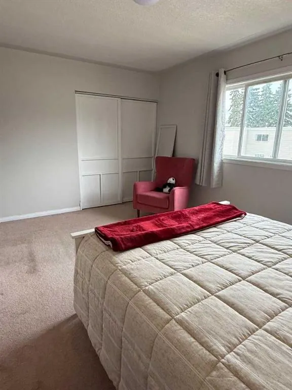 4719 33 Street, #501
