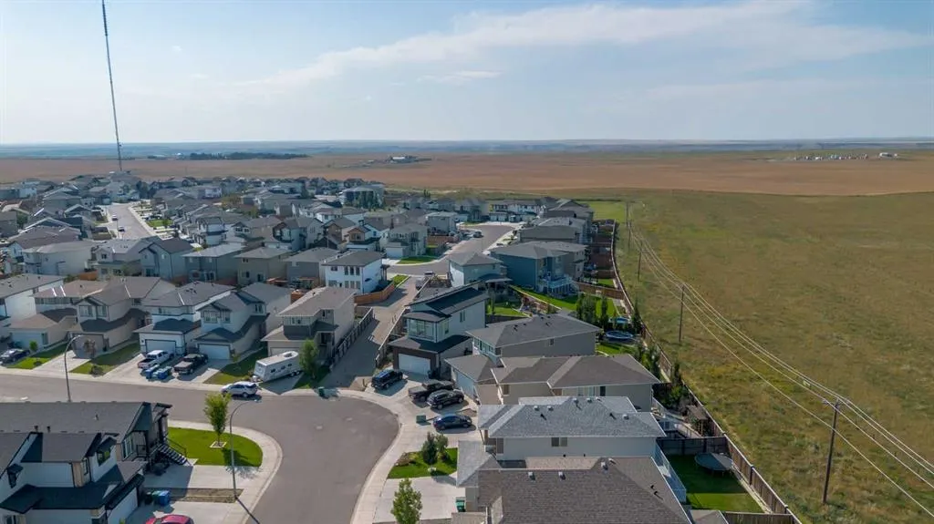 263 Northlander Bend W