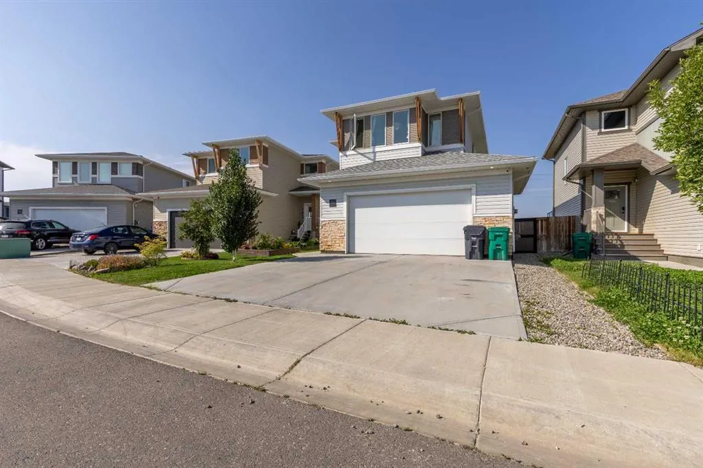 263 Northlander Bend W