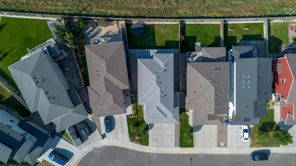 263 Northlander Bend W