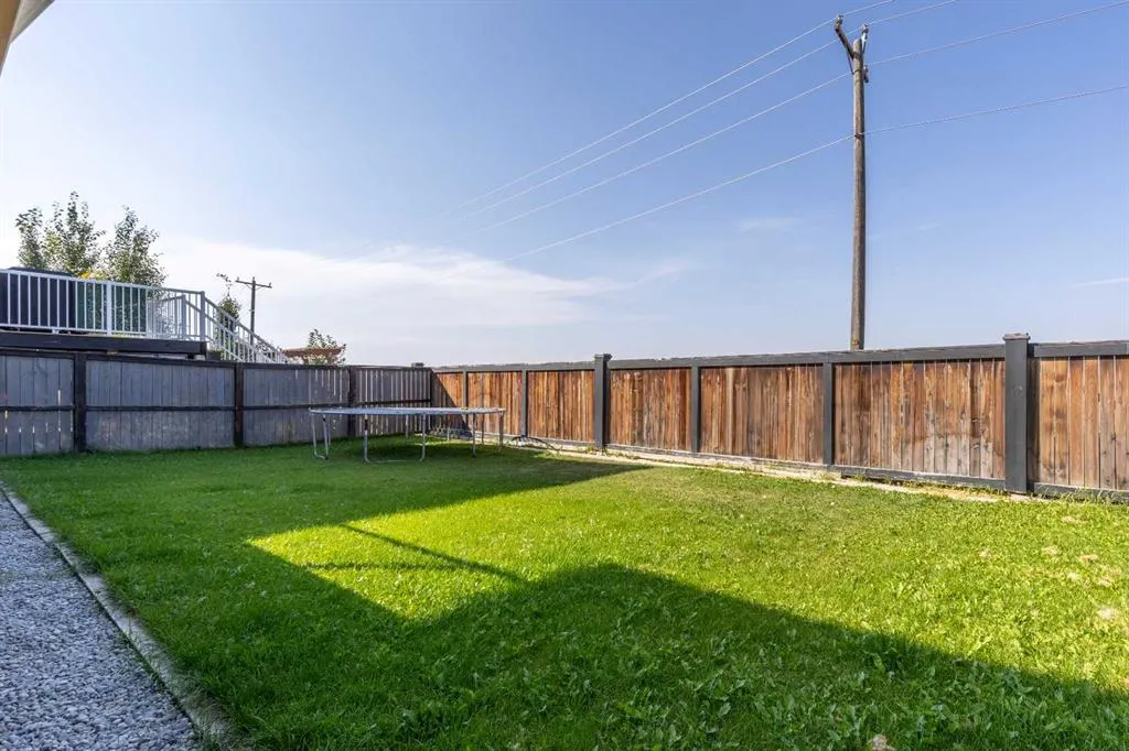 263 Northlander Bend W