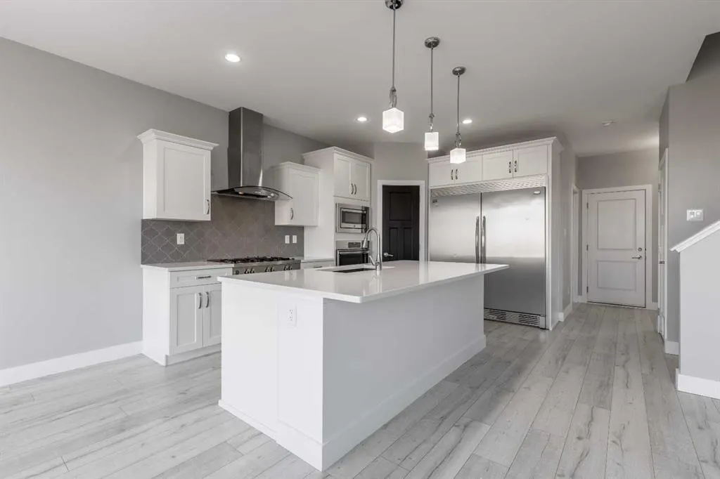 263 Northlander Bend W