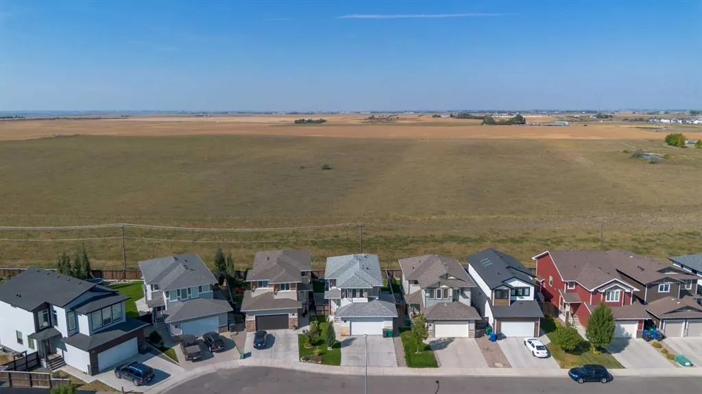 263 Northlander Bend W