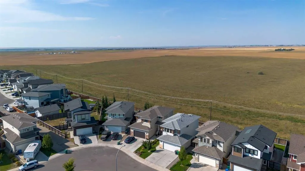 263 Northlander Bend W