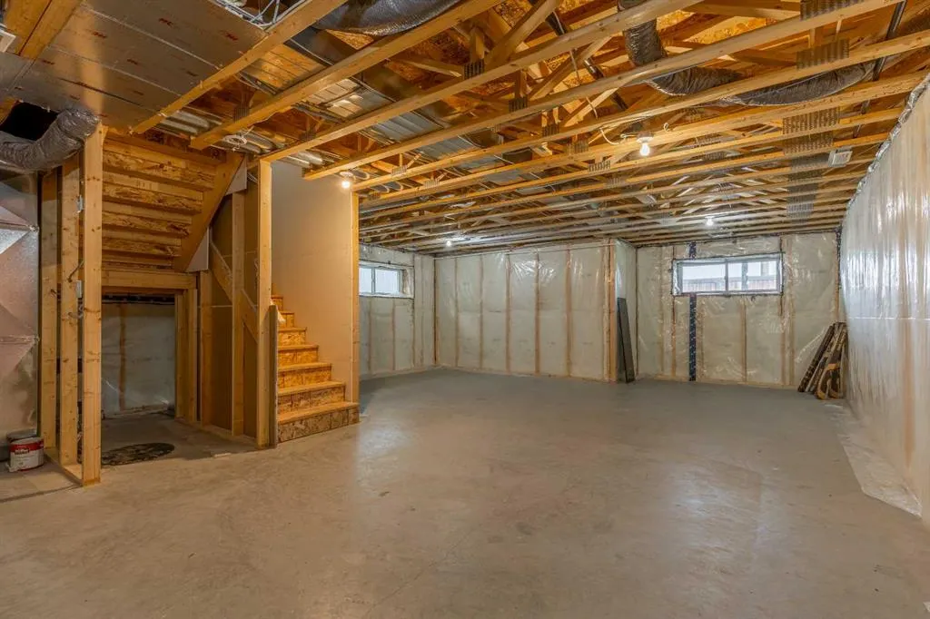 263 Northlander Bend W