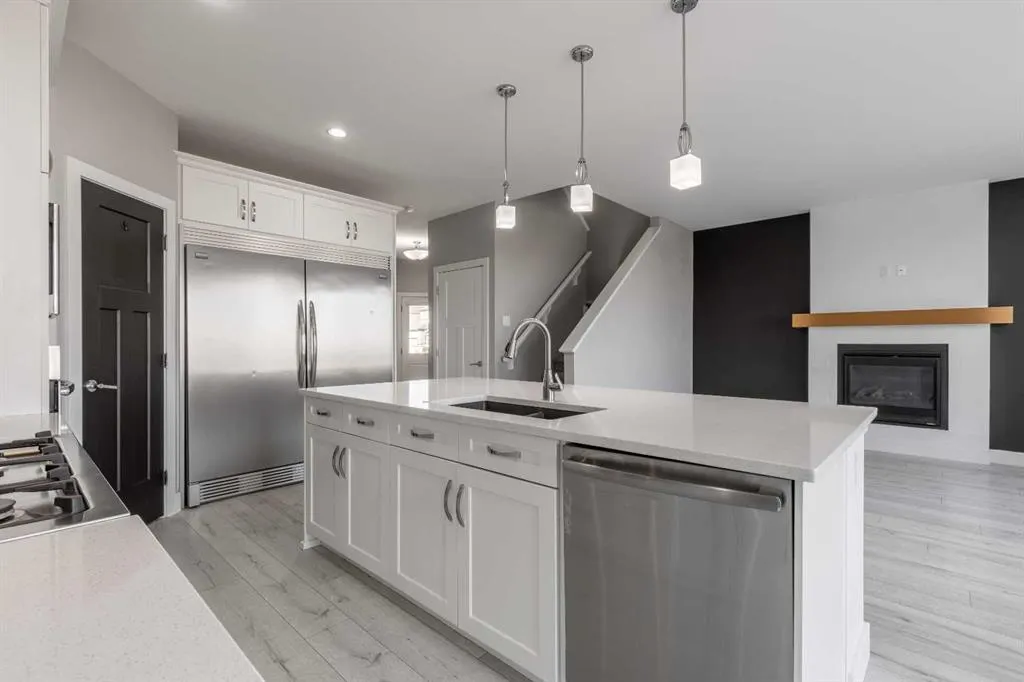 263 Northlander Bend W