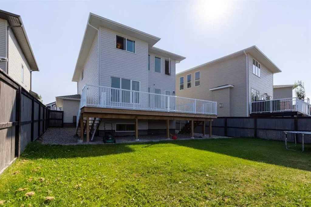 263 Northlander Bend W