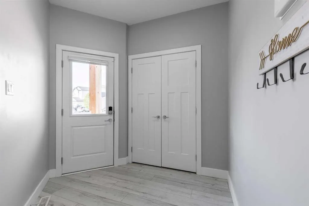 263 Northlander Bend W