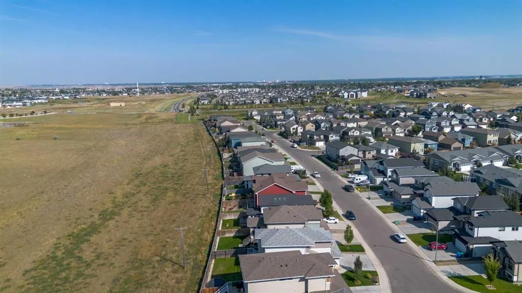 263 Northlander Bend W