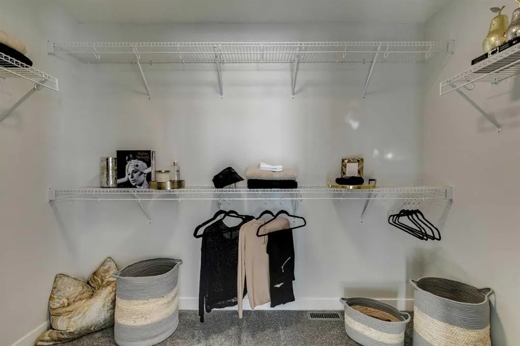 172 Sora Terrace SE