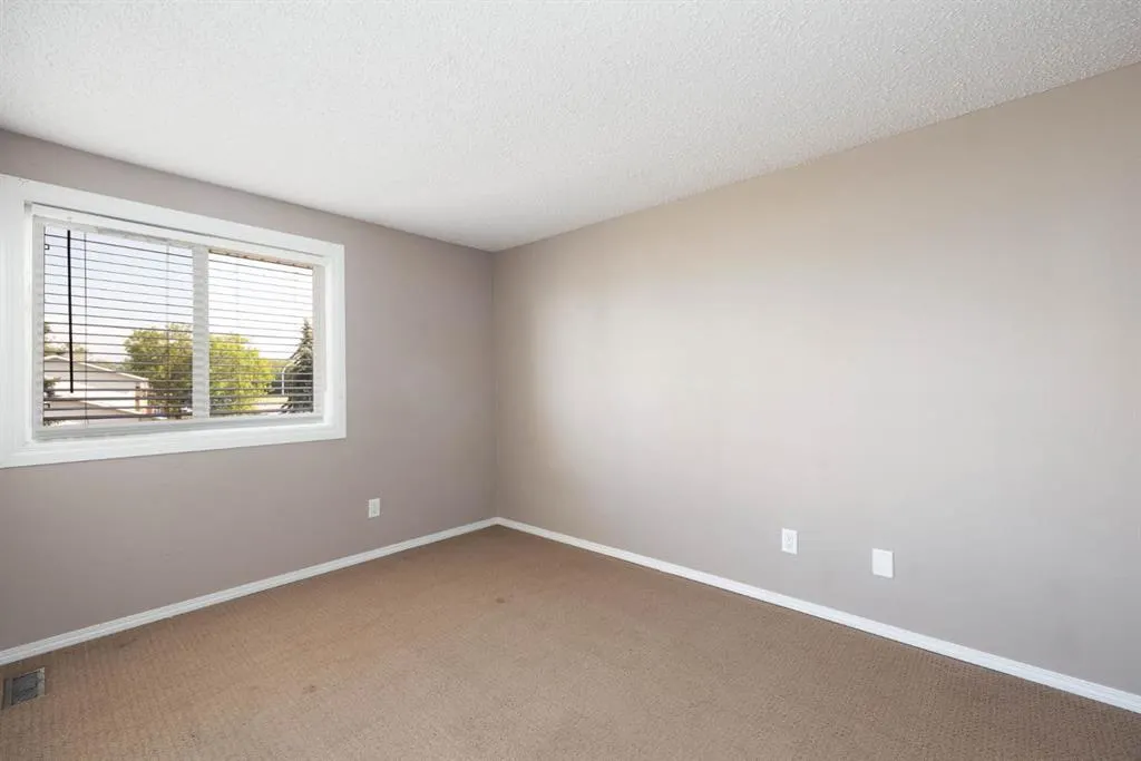 600 Signal Road, #402