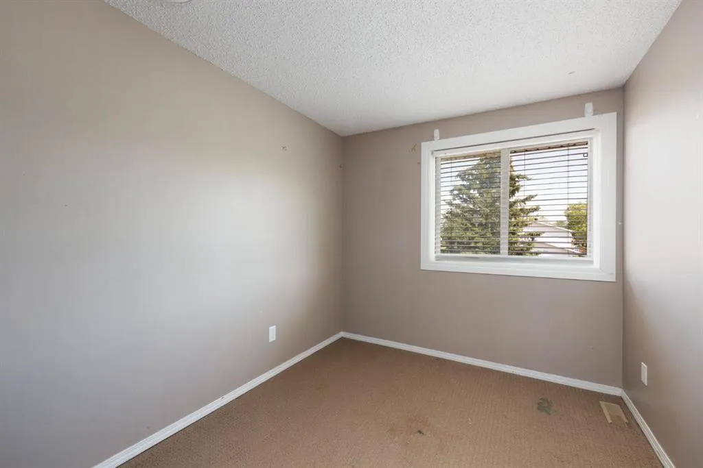 600 Signal Road, #402