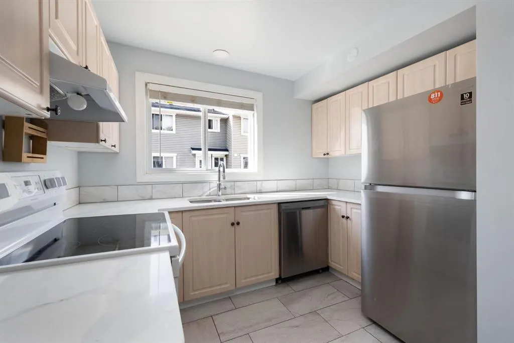 600 Signal Road, #402