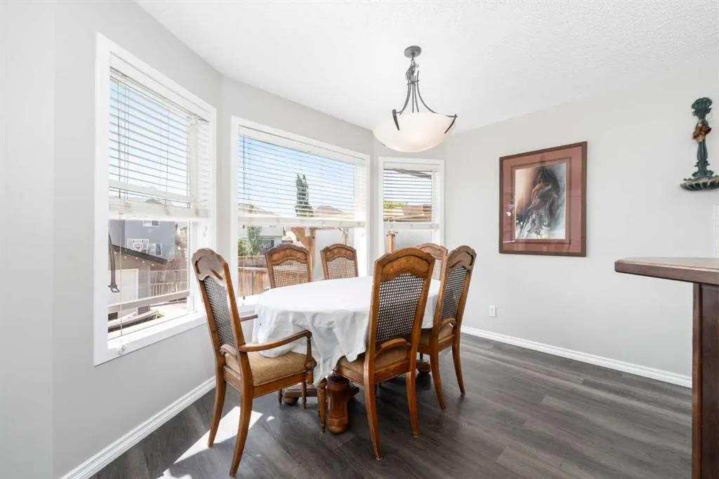 9 Drake Landing Way