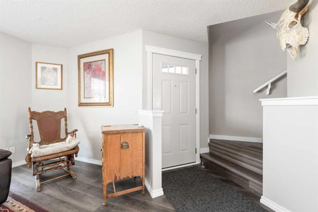 9 Drake Landing Way