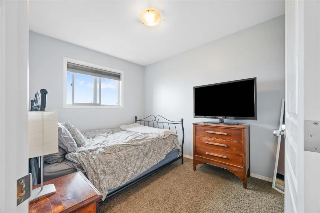 4738 13 Street, #9