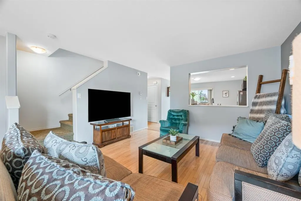 4738 13 Street, #9