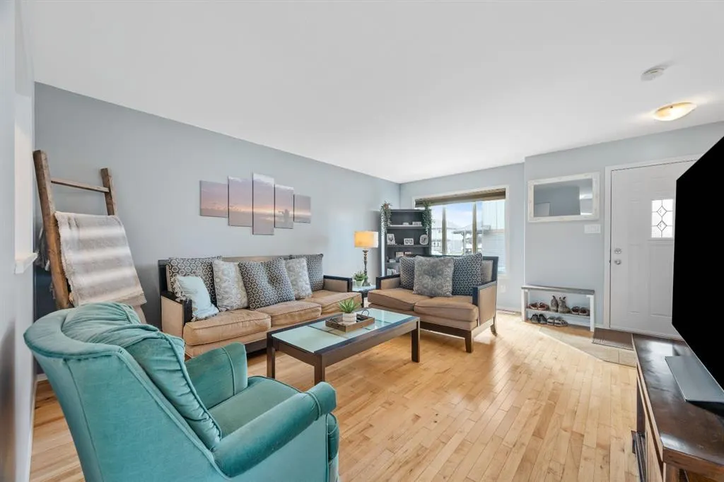 4738 13 Street, #9