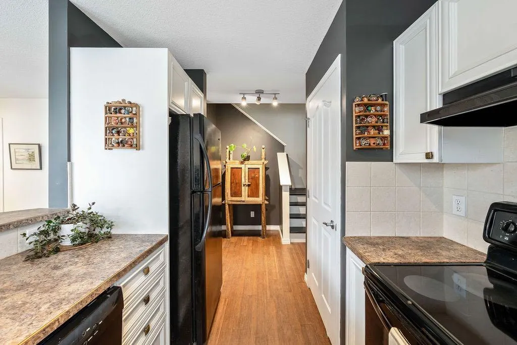 2318 17 Street SE, #59