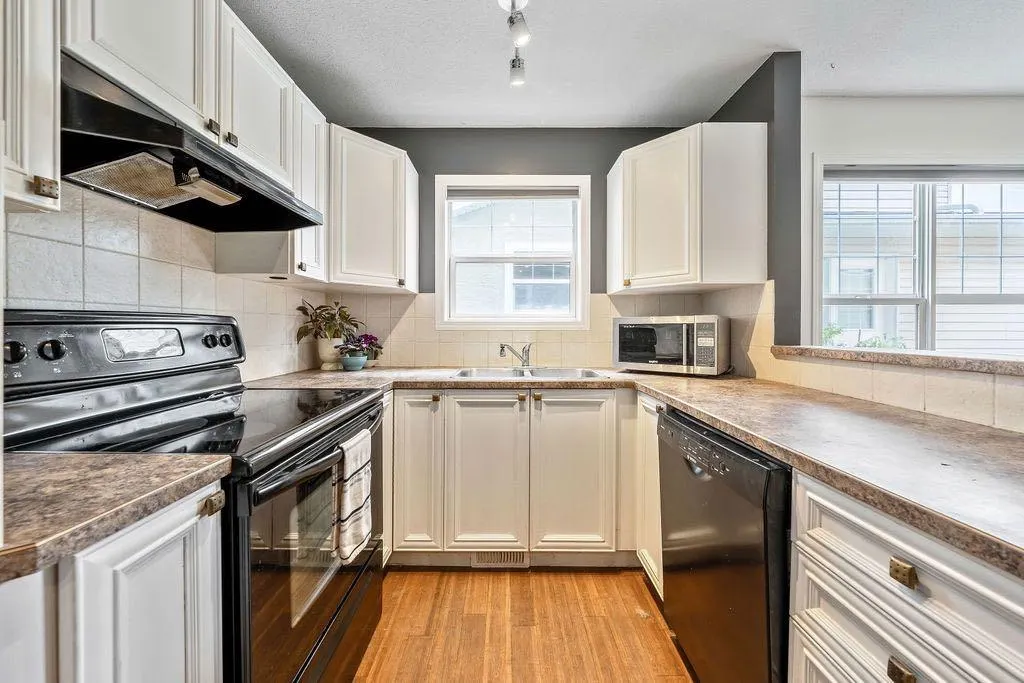 2318 17 Street SE, #59