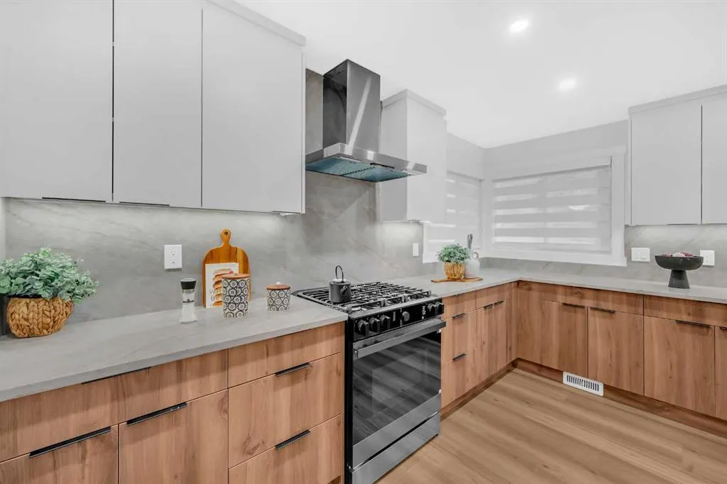 23 Edgewood Place NW