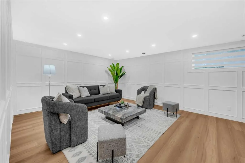 23 Edgewood Place NW