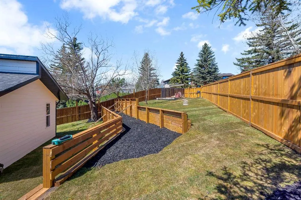 23 Edgewood Place NW