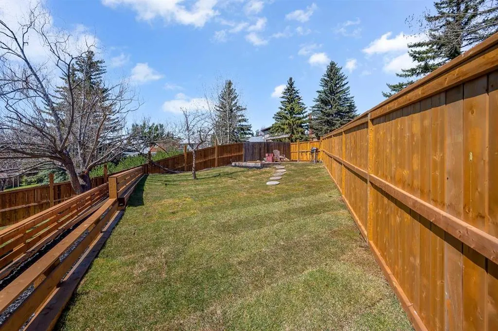 23 Edgewood Place NW