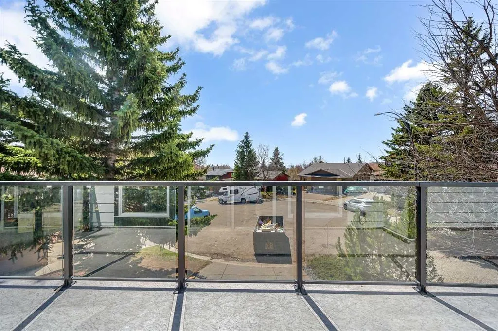 23 Edgewood Place NW