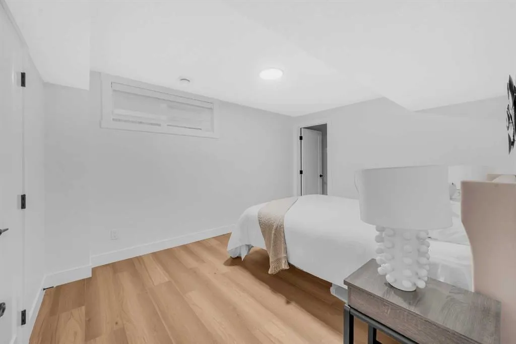 23 Edgewood Place NW