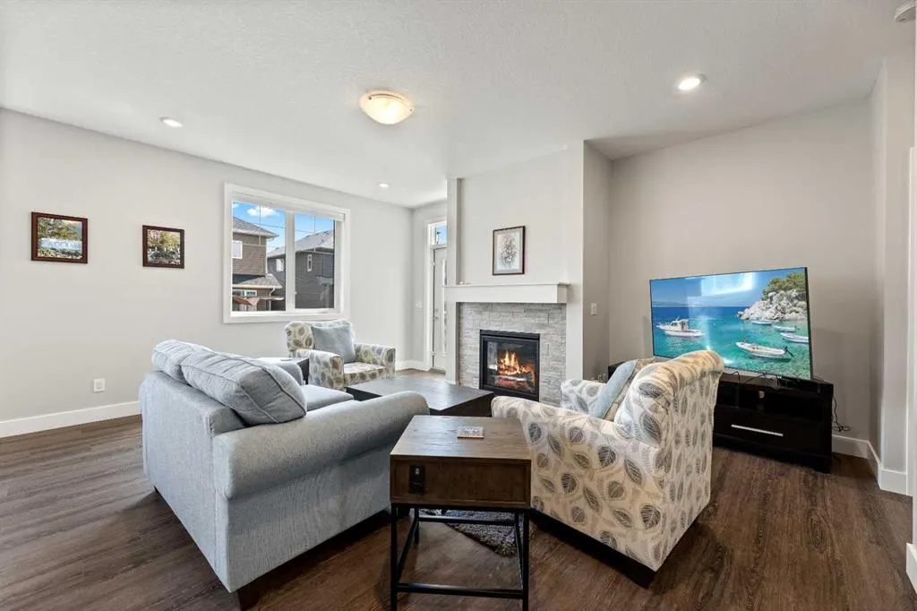 20 Silverado Crest Park SW, #204