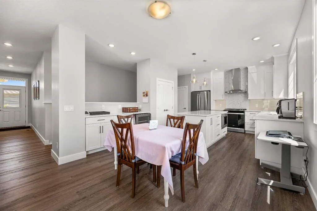 20 Silverado Crest Park SW, #204