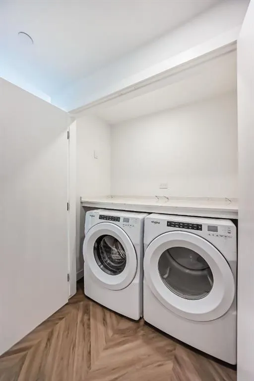 8445 Broadcast Avenue SW, #112