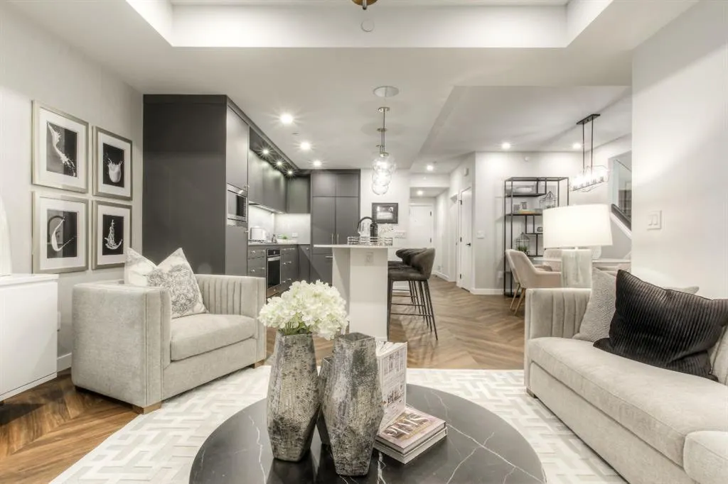 8505 Broadcast Avenue SW, #114