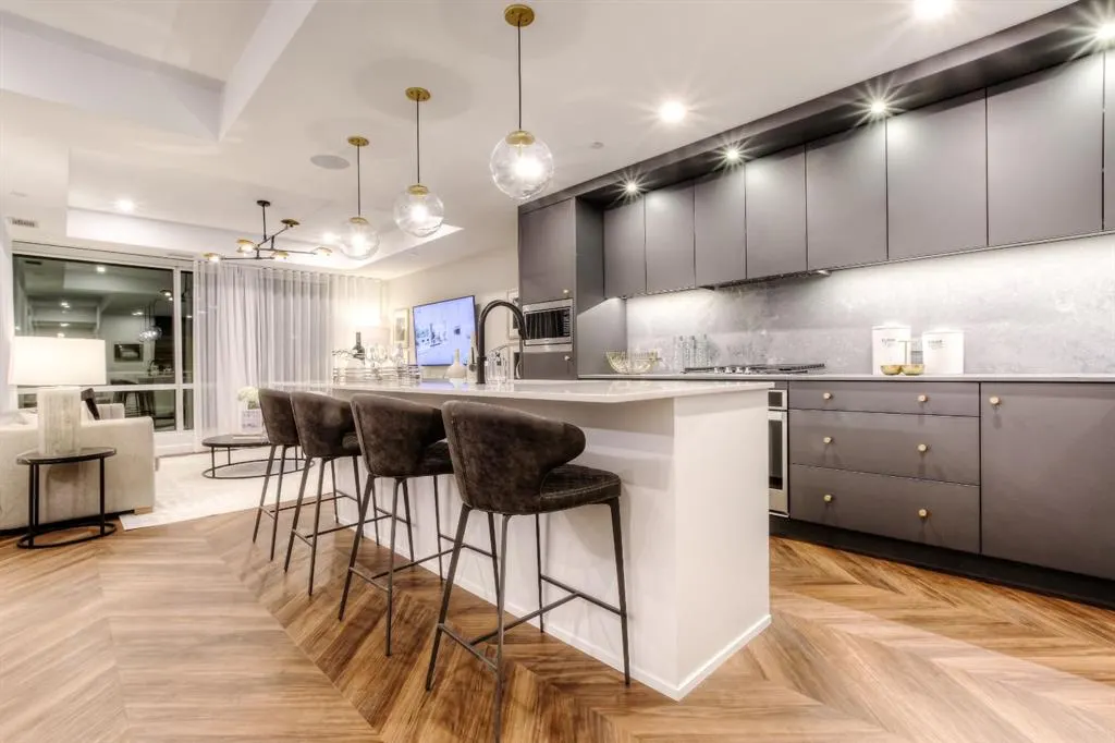 8505 Broadcast Avenue SW, #114