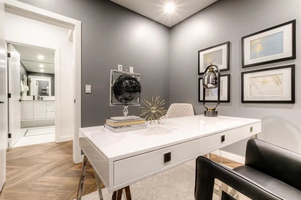 8505 Broadcast Avenue SW, #114