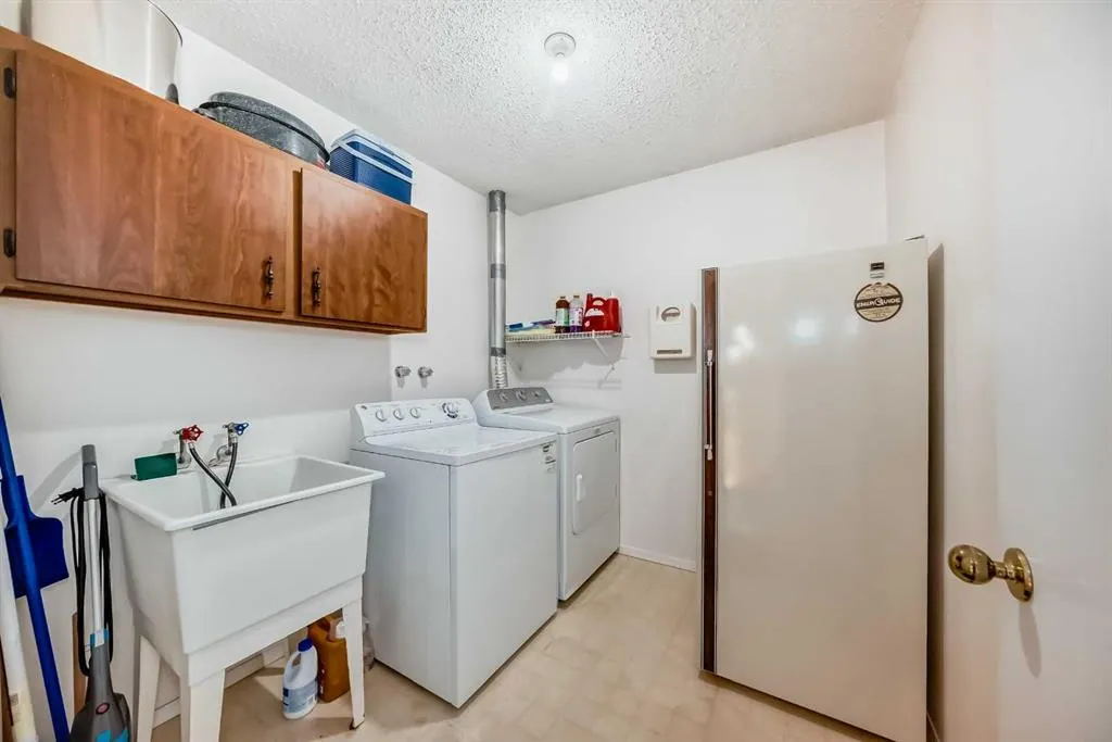 131 Ranchlands Court NW