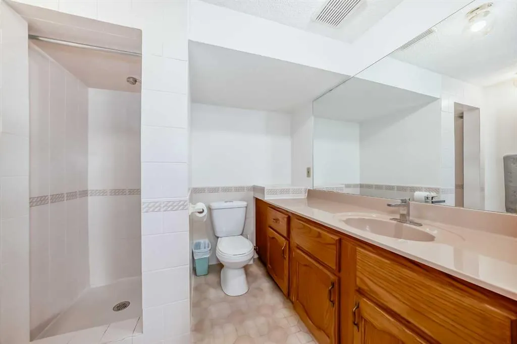131 Ranchlands Court NW