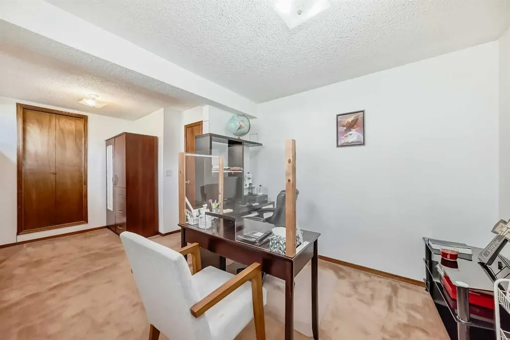 131 Ranchlands Court NW