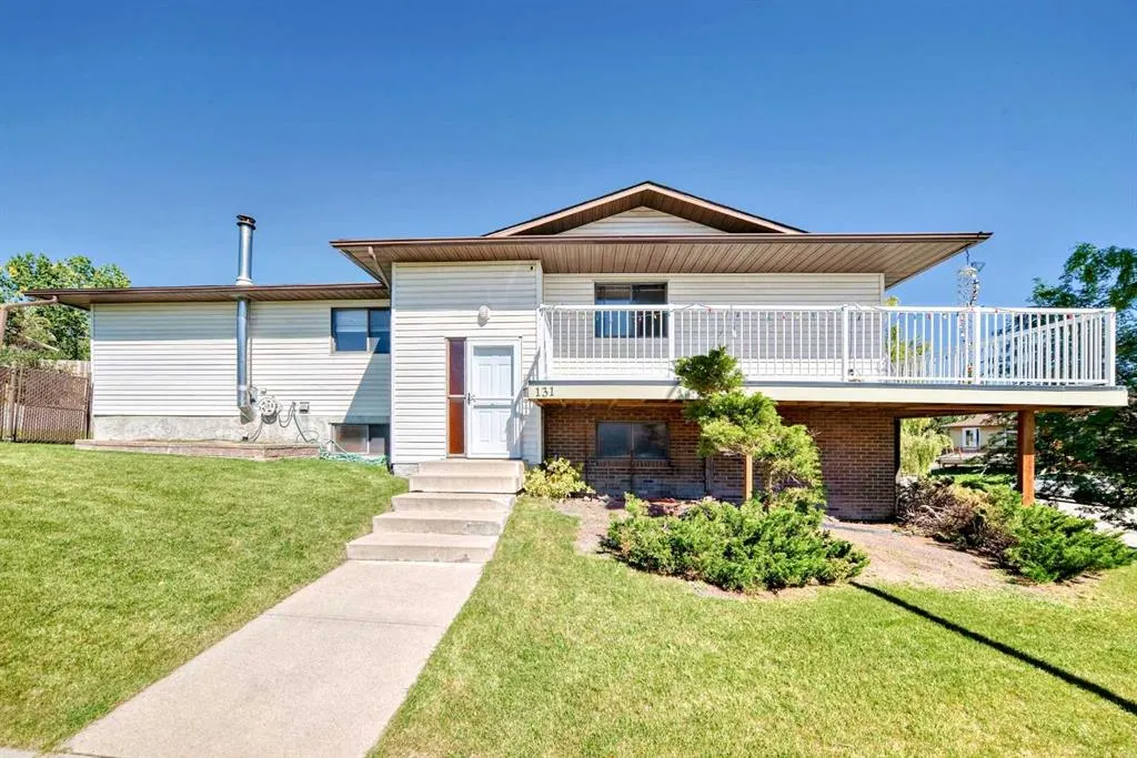 131 Ranchlands Court NW