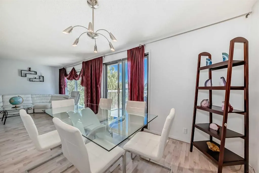 131 Ranchlands Court NW