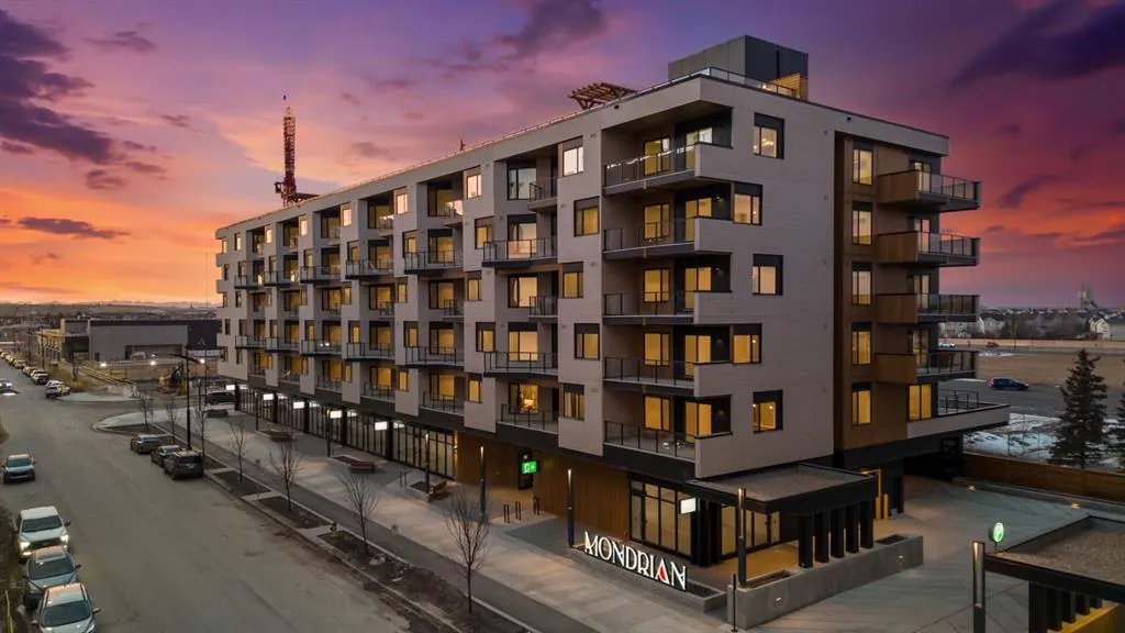 8370 Broadcast Avenue SW, #402