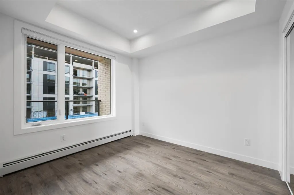 8370 Broadcast Avenue SW, #402