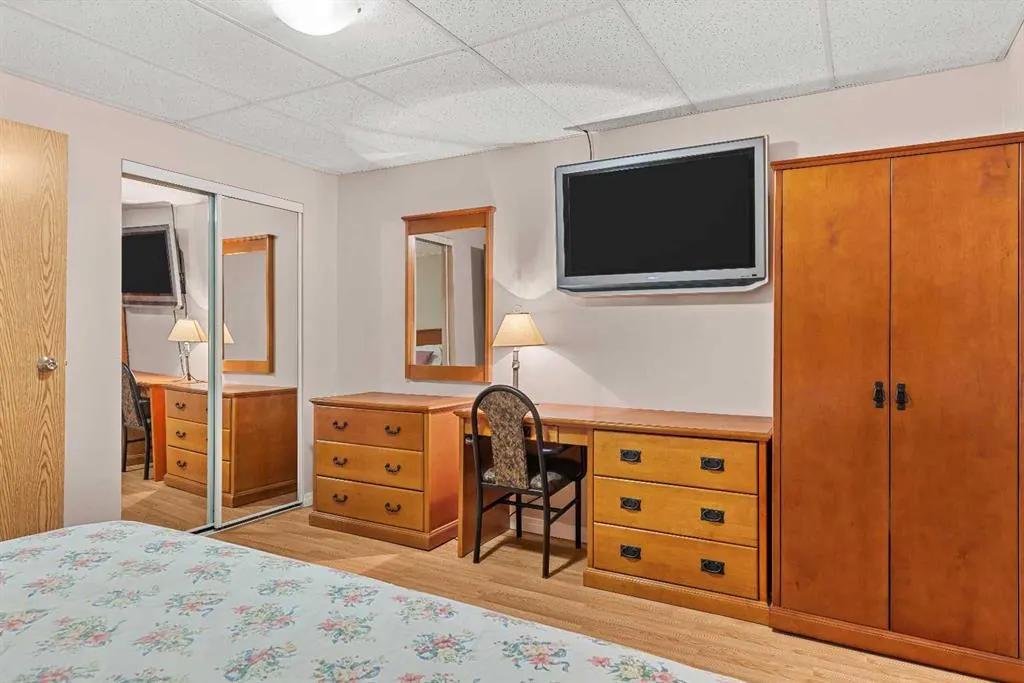 1151 Sidney Street, #216