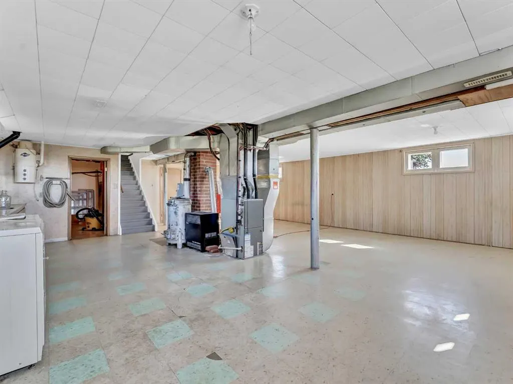 13402 Range Road 75, #1