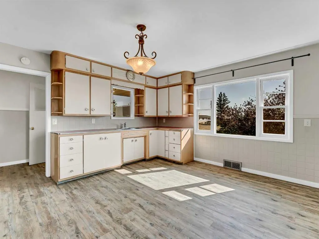 13402 Range Road 75, #1